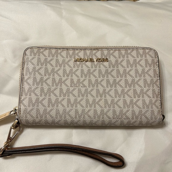 Michael Kors Beige Monogram Wristlet - Picture 1 of 5